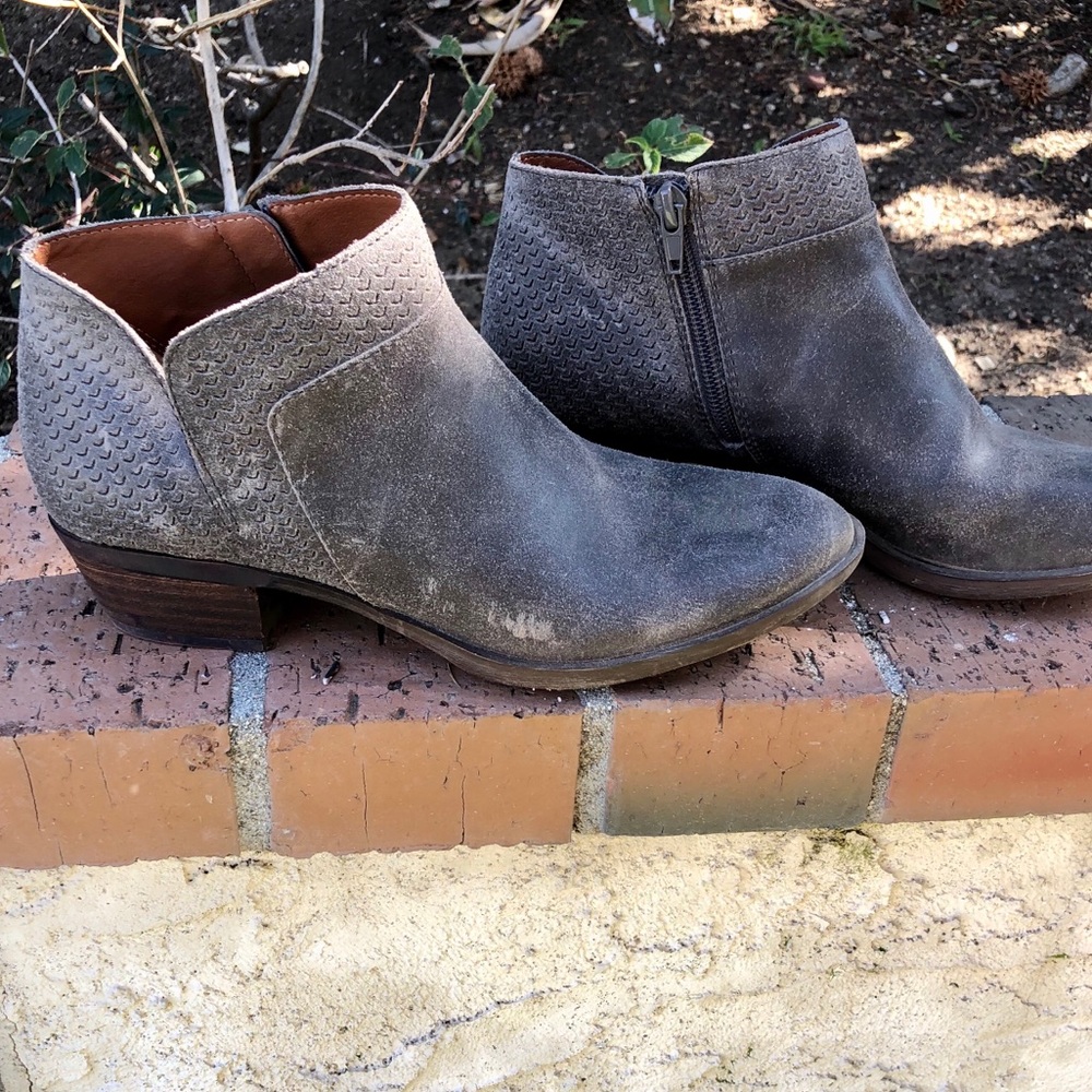 Lucky Brand | Grey Booties